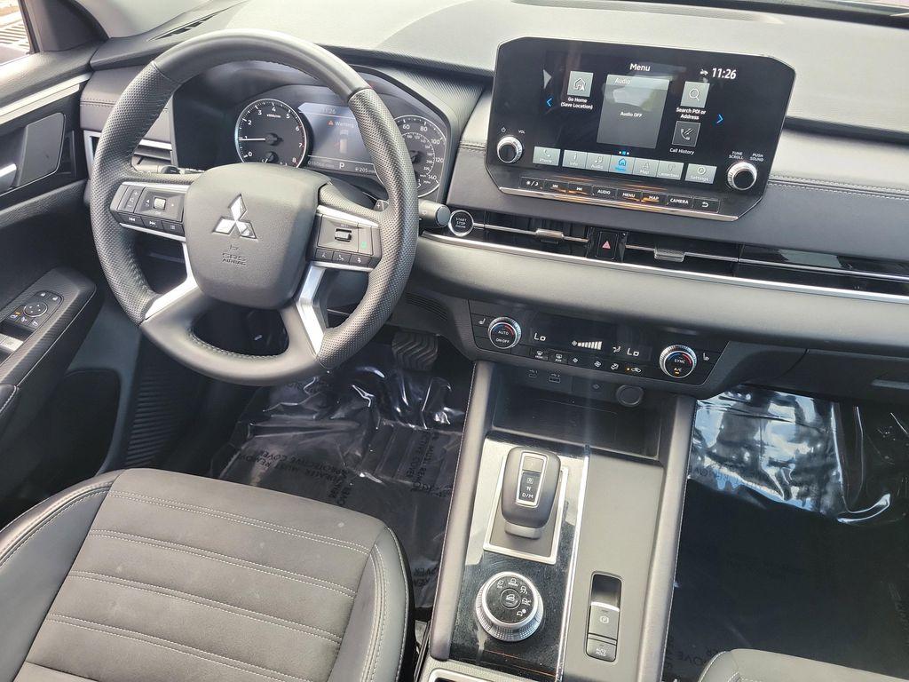 used 2024 Mitsubishi Outlander car, priced at $25,788