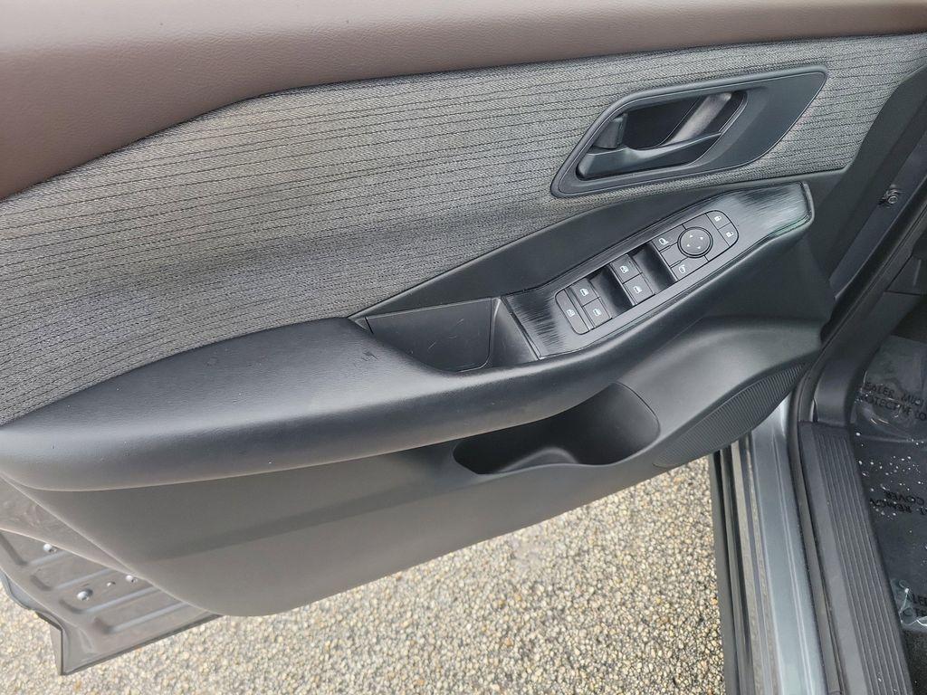 used 2023 Nissan Rogue car, priced at $18,735