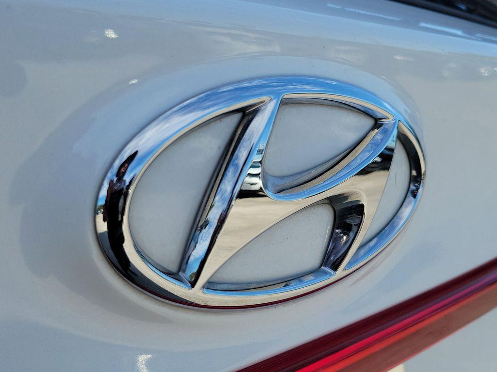 used 2022 Hyundai Santa Fe car, priced at $21,927