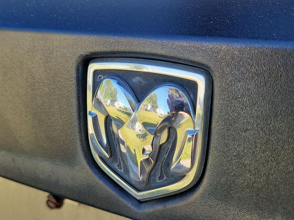 used 2007 Dodge Nitro car, priced at $5,988