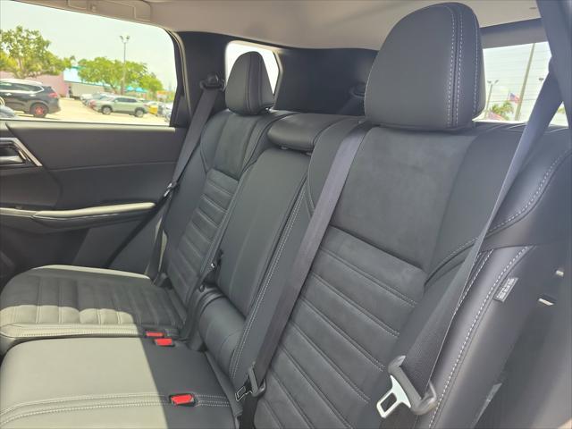 new 2025 Mitsubishi Outlander PHEV car, priced at $40,885
