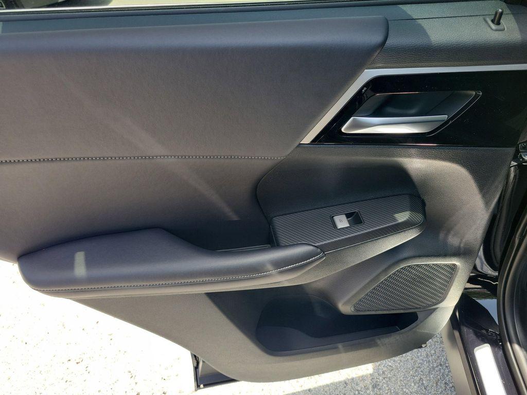 new 2025 Mitsubishi Outlander PHEV car, priced at $40,885