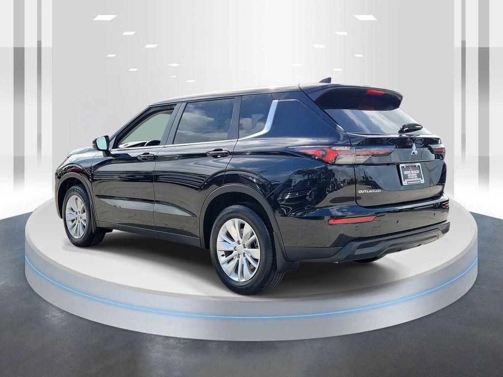 new 2025 Mitsubishi Outlander car, priced at $27,690