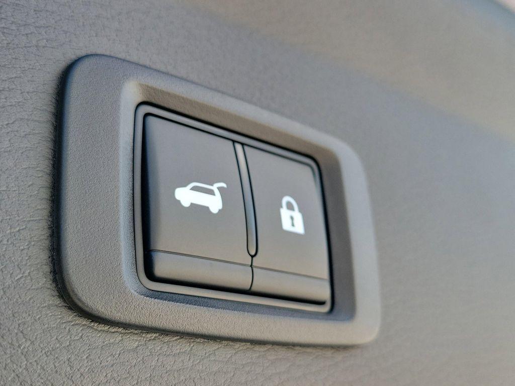 new 2025 Mitsubishi Outlander car, priced at $34,450