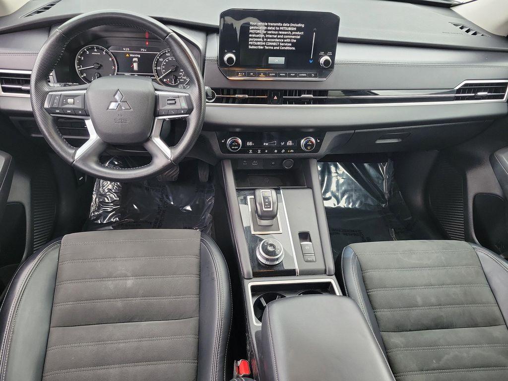 used 2024 Mitsubishi Outlander car, priced at $23,788