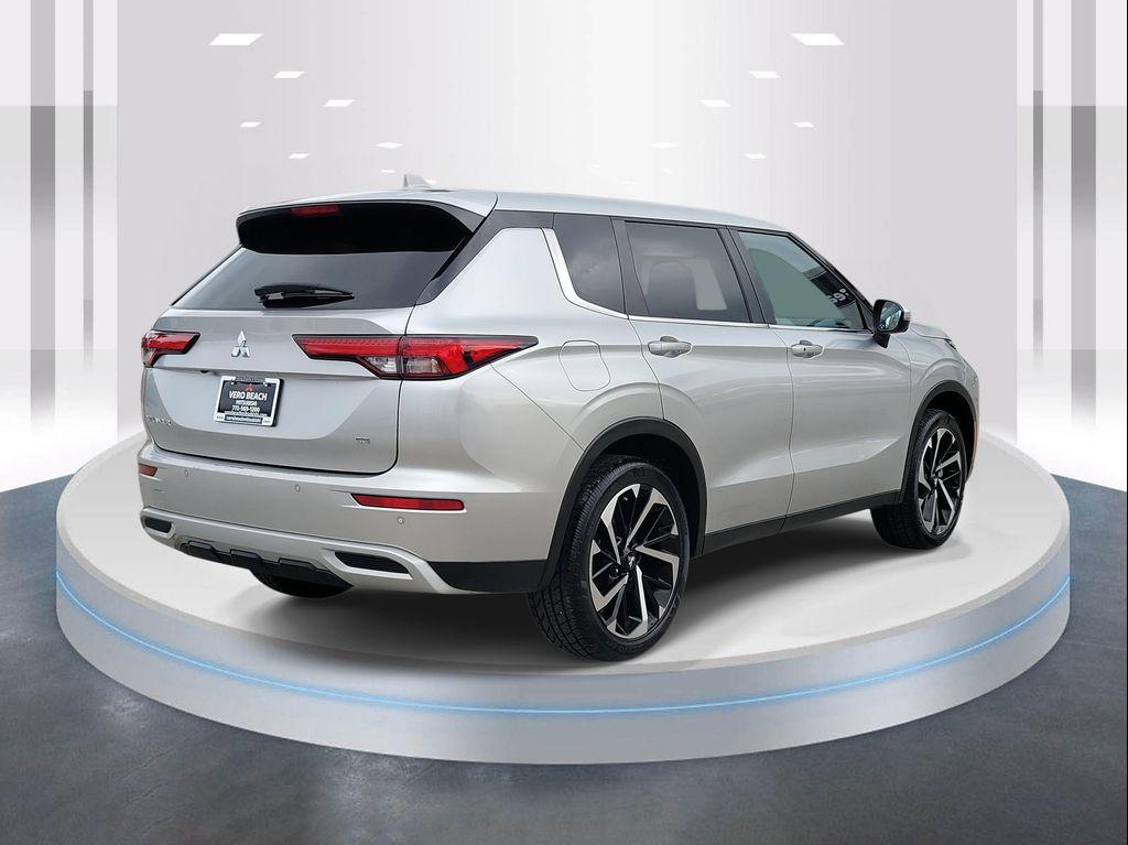 used 2024 Mitsubishi Outlander car, priced at $23,788