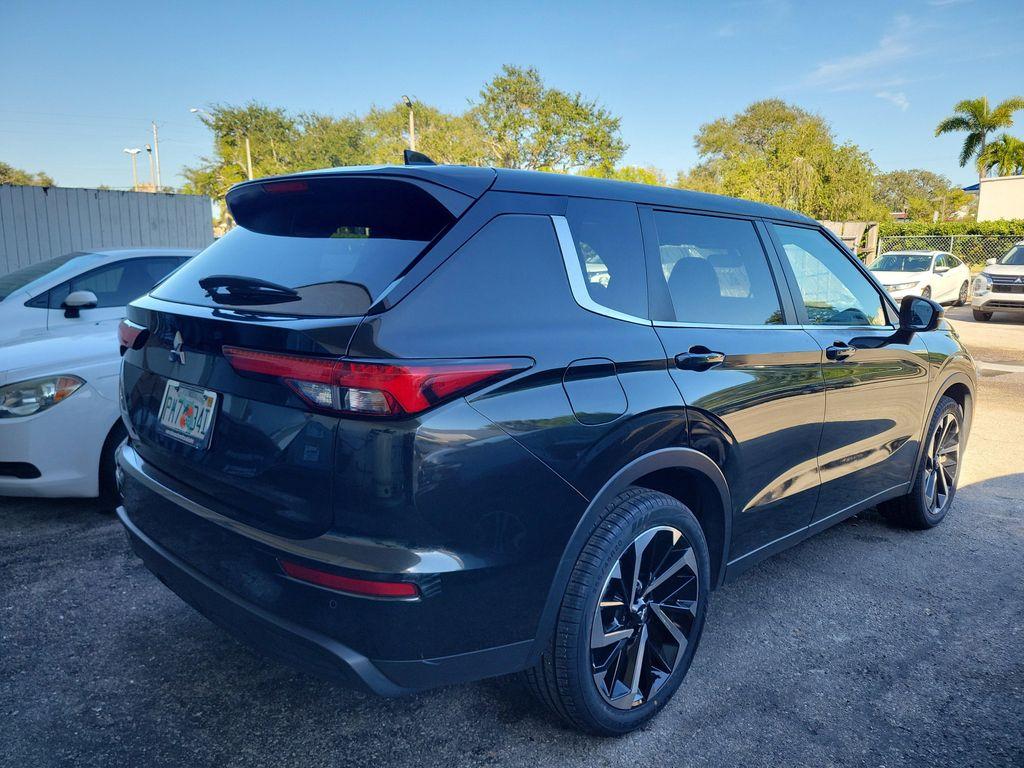 used 2024 Mitsubishi Outlander car, priced at $23,788