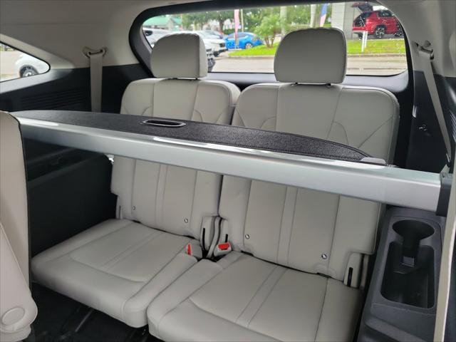 used 2025 Kia Sorento car, priced at $37,488