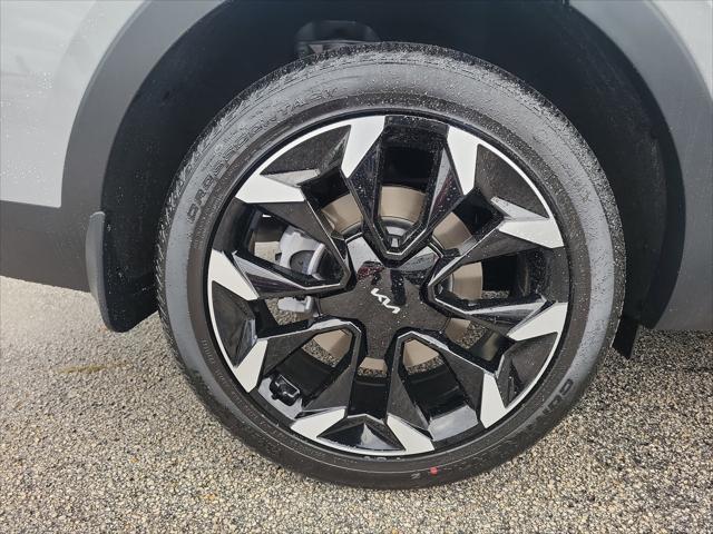 used 2025 Kia Sorento car, priced at $37,488
