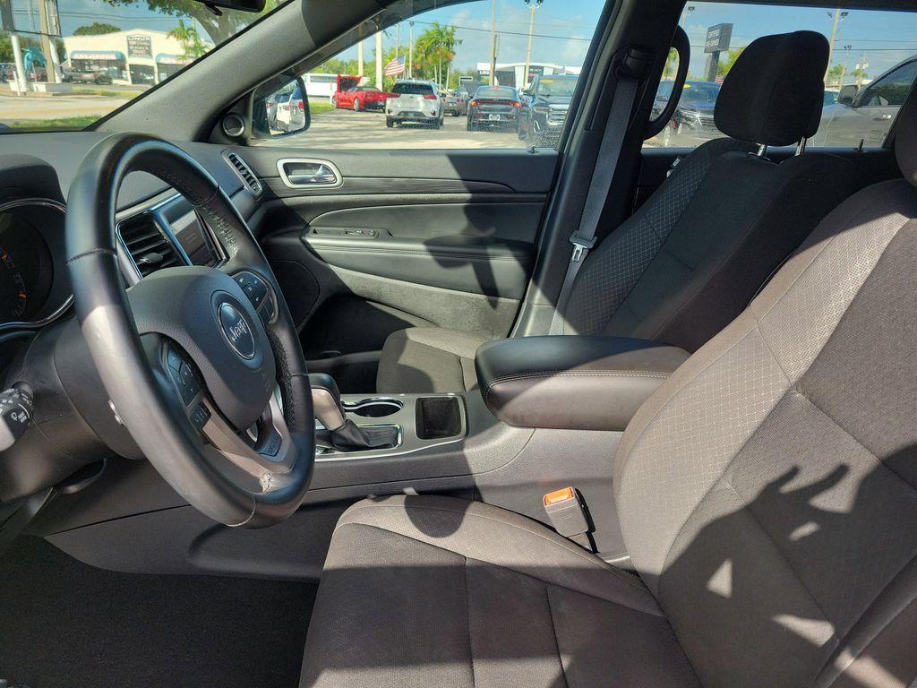 used 2020 Jeep Grand Cherokee car, priced at $17,935