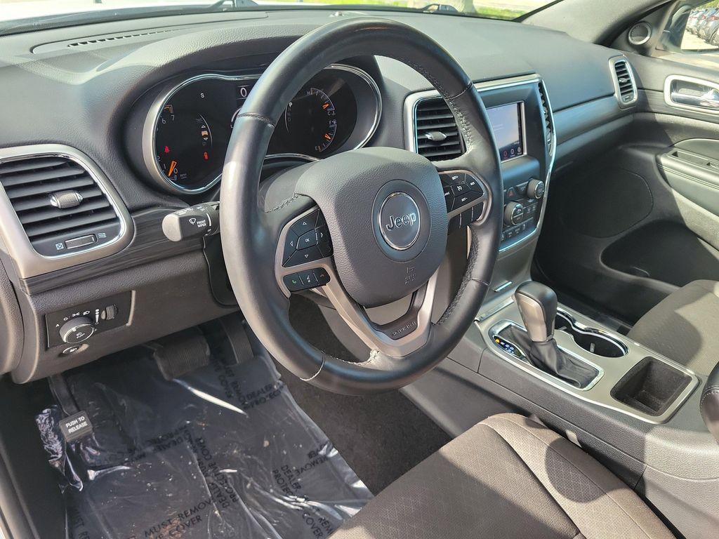 used 2020 Jeep Grand Cherokee car, priced at $17,935