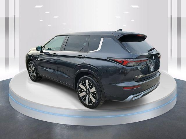 new 2025 Mitsubishi Outlander car, priced at $38,110