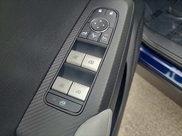new 2025 Mitsubishi Outlander PHEV car, priced at $42,060