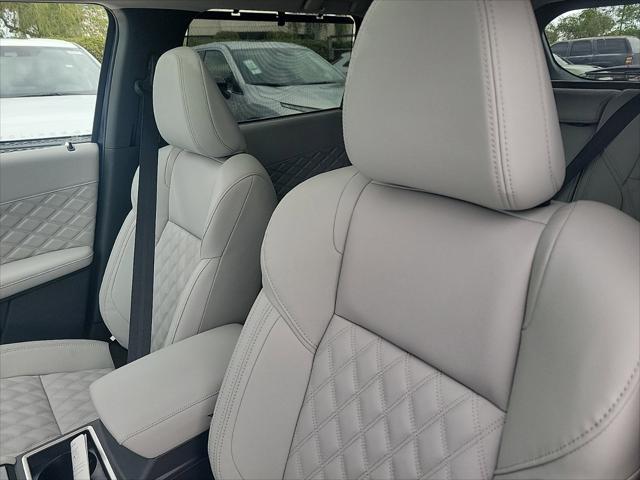 new 2025 Mitsubishi Outlander PHEV car, priced at $42,060