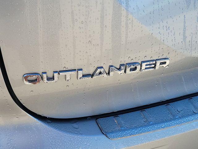 used 2023 Mitsubishi Outlander car, priced at $25,878