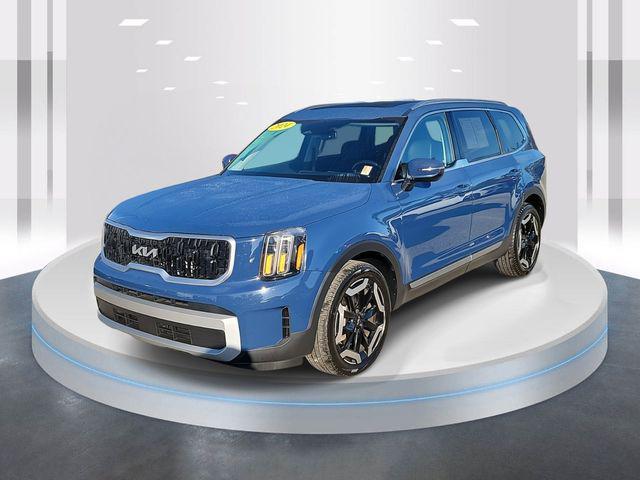 used 2024 Kia Telluride car, priced at $35,978