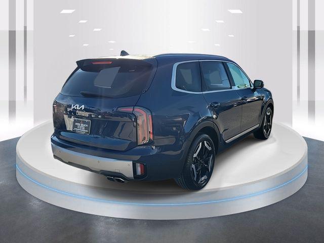 used 2024 Kia Telluride car, priced at $35,978