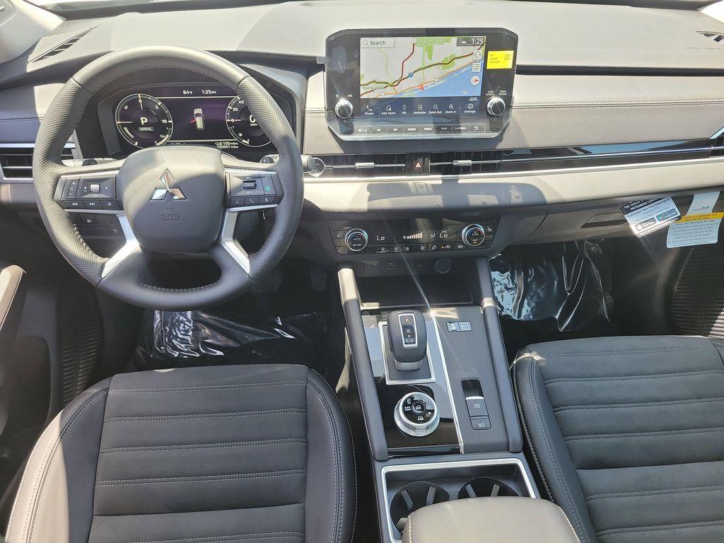 new 2025 Mitsubishi Outlander PHEV car, priced at $40,885