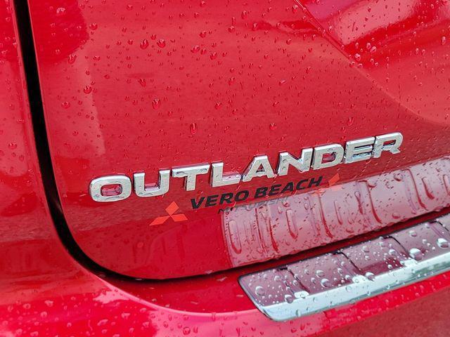 new 2024 Mitsubishi Outlander car, priced at $36,210