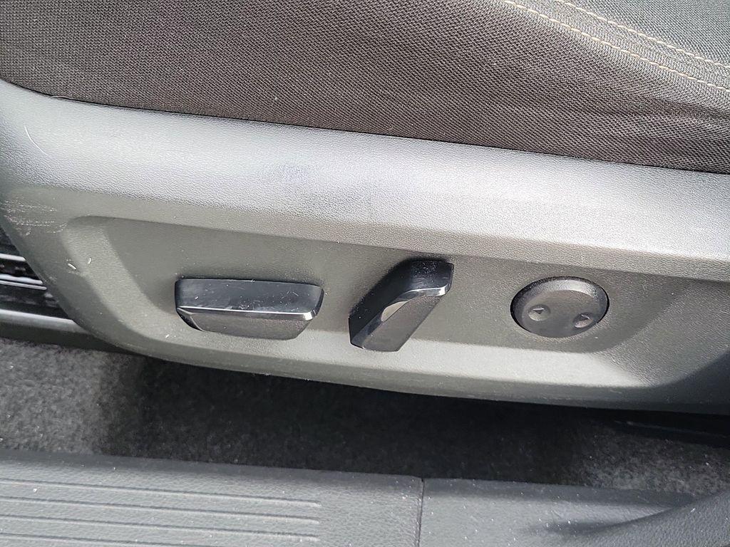 used 2021 Nissan Rogue car, priced at $18,788