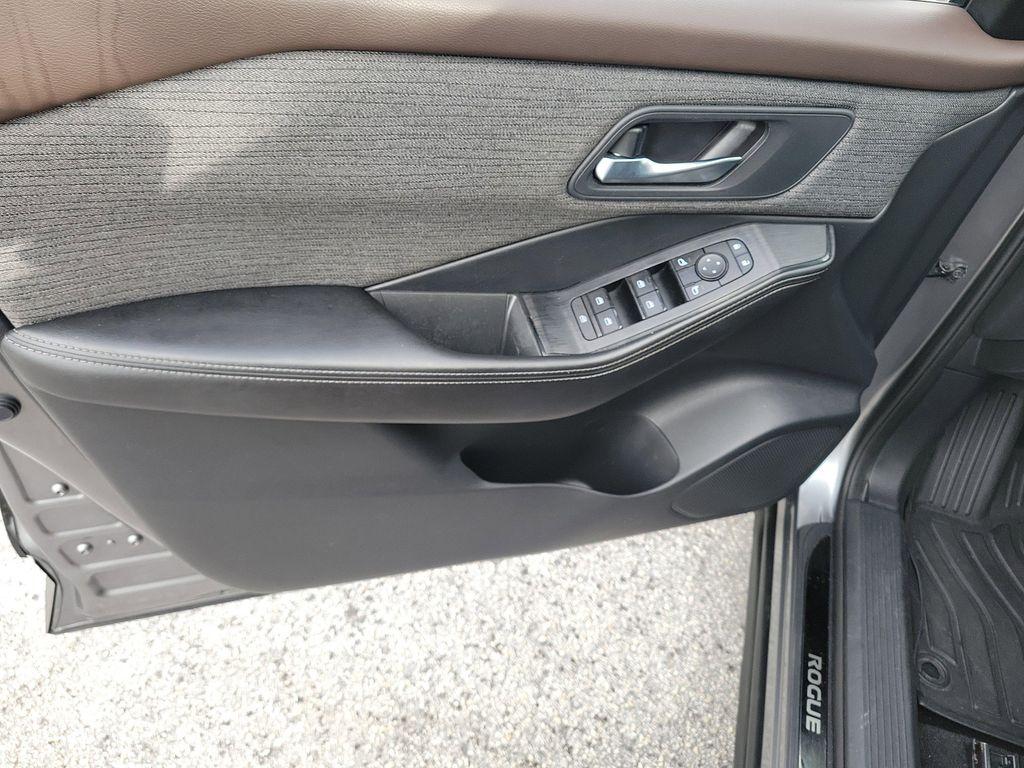 used 2021 Nissan Rogue car, priced at $18,788