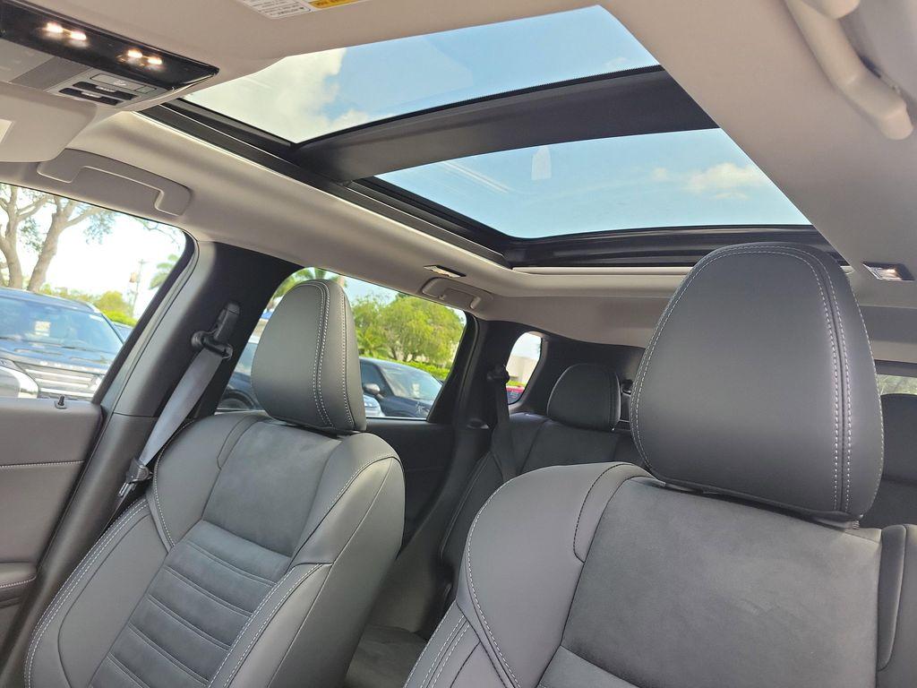 new 2025 Mitsubishi Outlander car, priced at $34,450