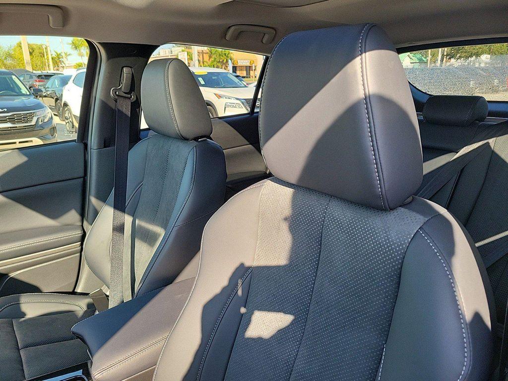 new 2025 Mitsubishi Eclipse Cross car, priced at $27,745