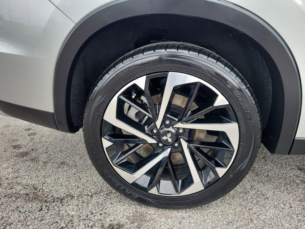 used 2024 Mitsubishi Outlander car, priced at $23,788