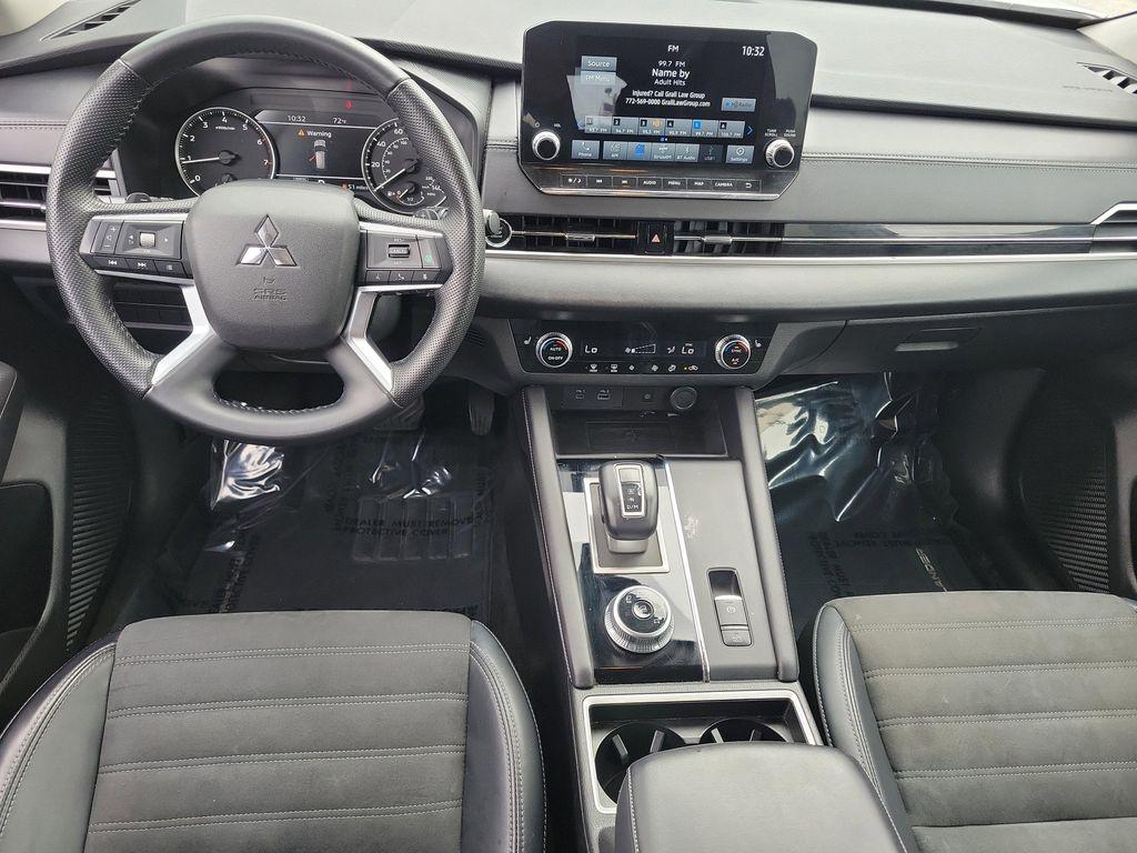 used 2024 Mitsubishi Outlander car, priced at $23,788