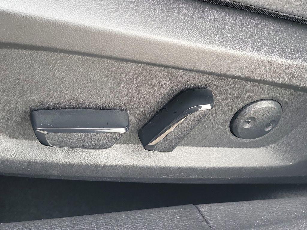 used 2024 Mitsubishi Outlander car, priced at $23,788