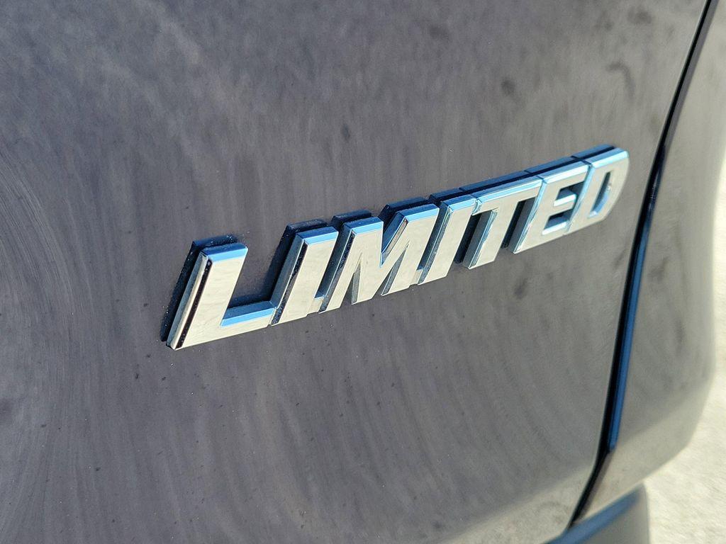 used 2021 Toyota RAV4 car, priced at $27,988