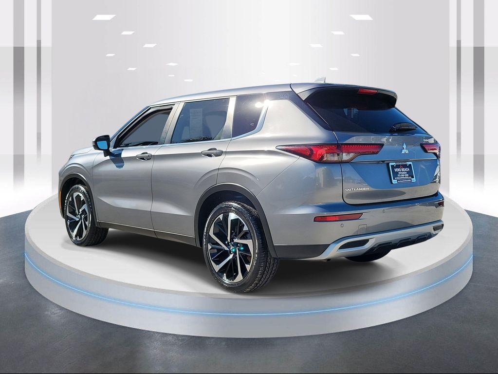 used 2024 Mitsubishi Outlander car, priced at $23,788
