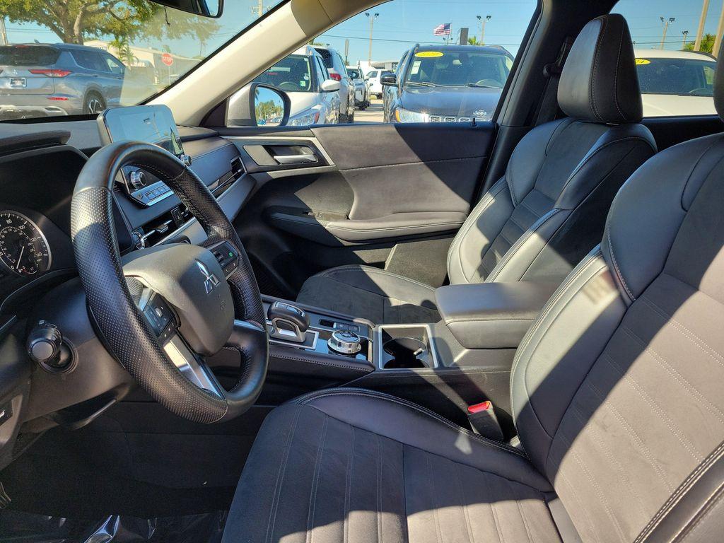 used 2024 Mitsubishi Outlander car, priced at $23,788