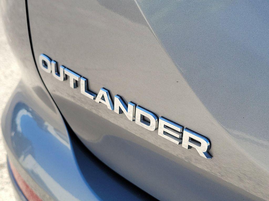used 2024 Mitsubishi Outlander car, priced at $23,788