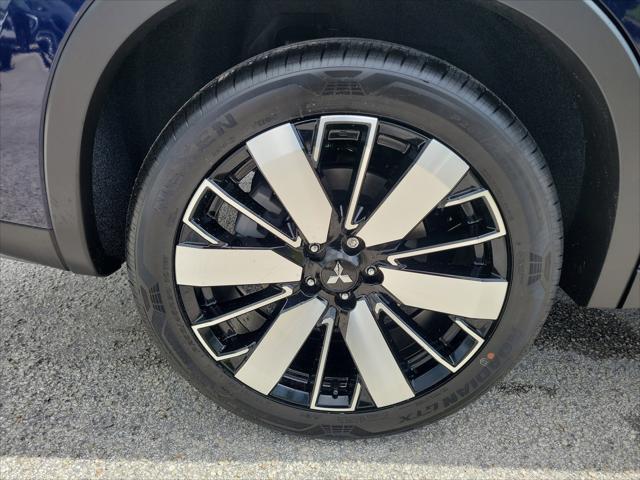 new 2025 Mitsubishi Outlander car, priced at $34,300