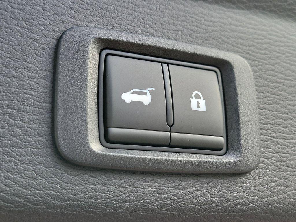 new 2025 Mitsubishi Outlander car, priced at $35,045