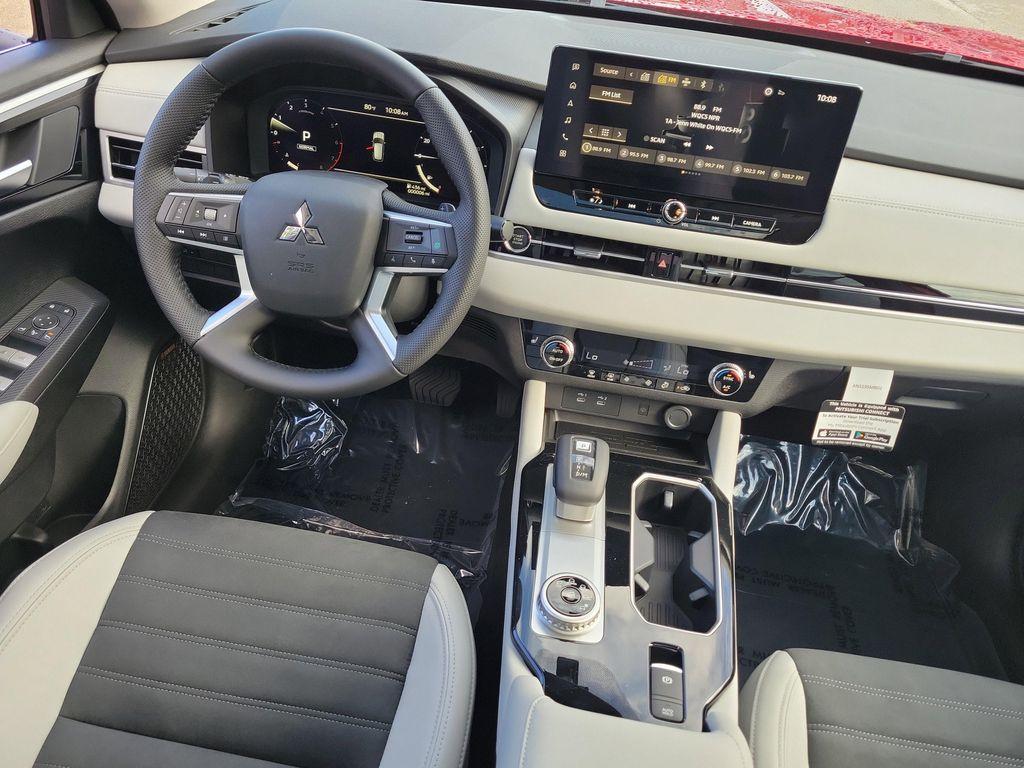 new 2025 Mitsubishi Outlander car, priced at $35,045