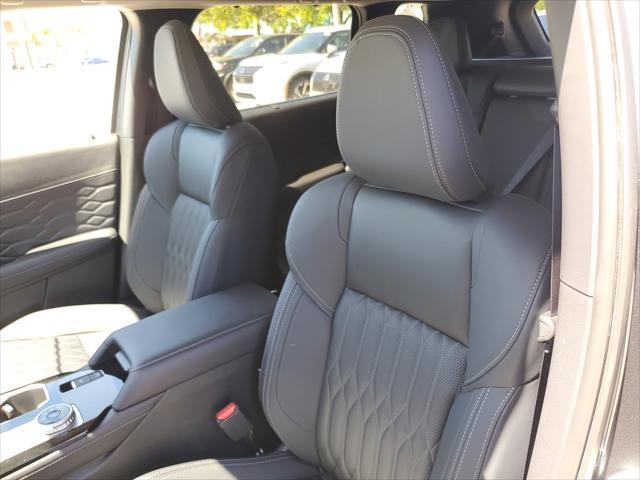 new 2025 Mitsubishi Outlander car, priced at $35,955
