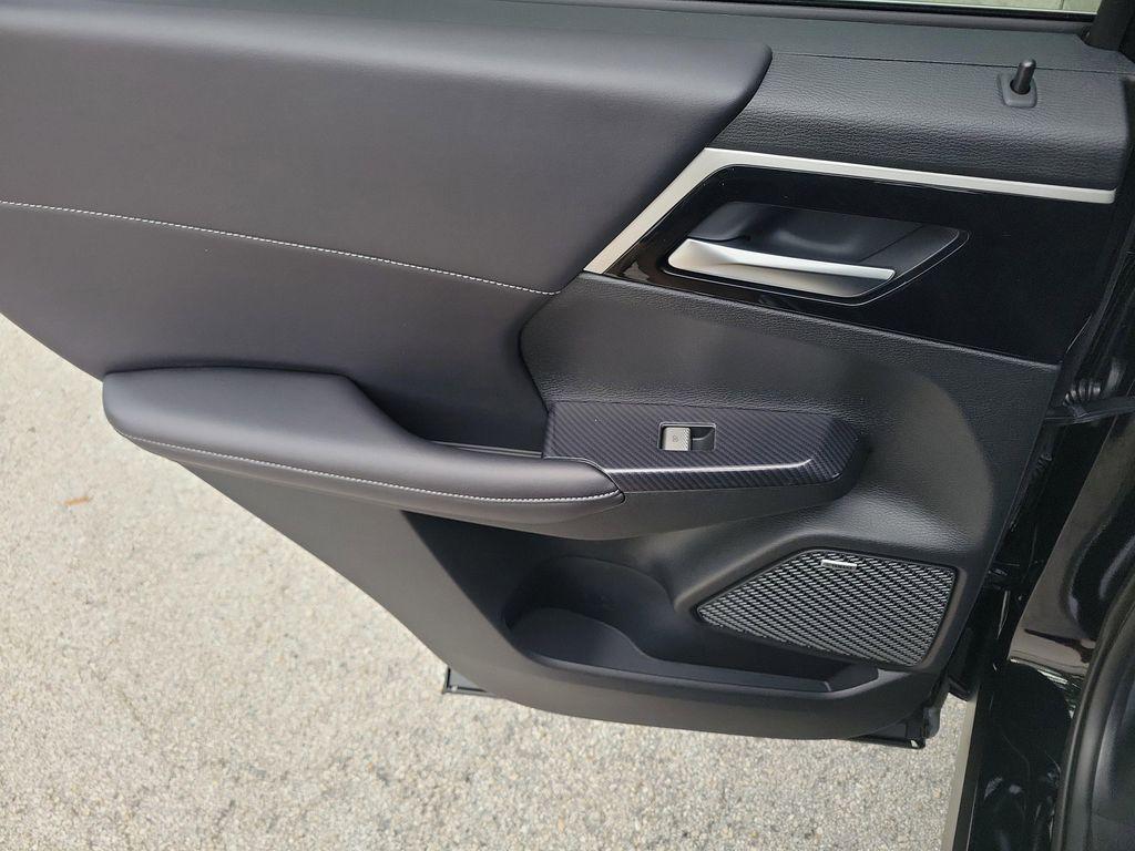 new 2025 Mitsubishi Outlander car, priced at $30,975