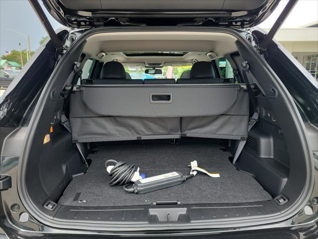 used 2023 Mitsubishi Outlander PHEV car, priced at $27,488