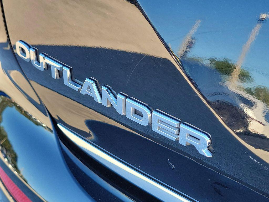 used 2022 Mitsubishi Outlander car, priced at $17,488