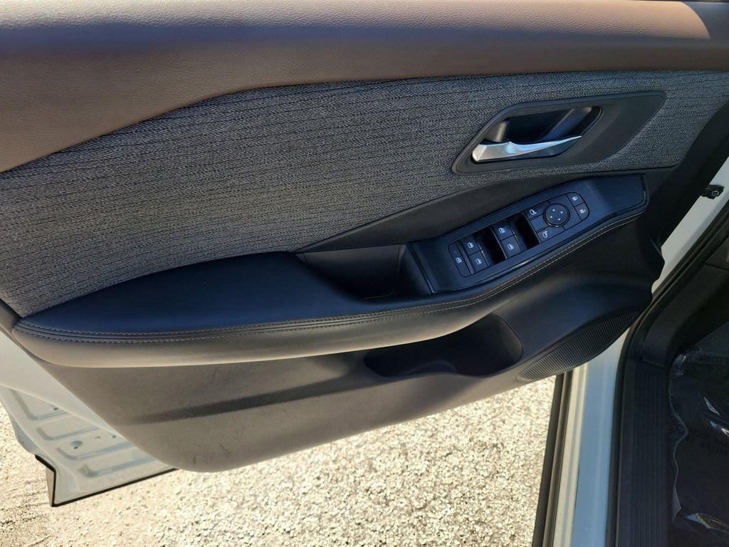 used 2023 Nissan Rogue car, priced at $18,435