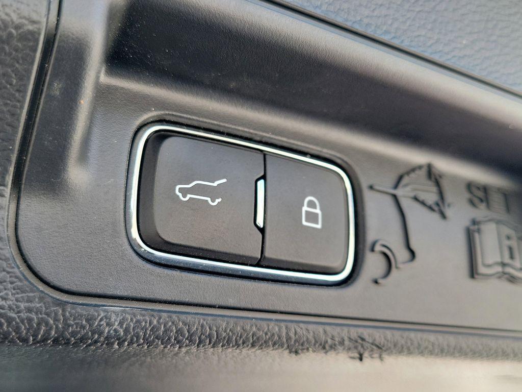 used 2023 Ford Explorer car, priced at $27,988