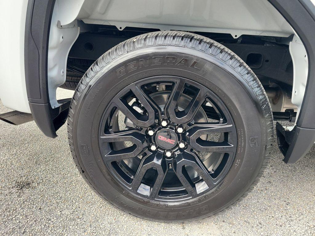 used 2025 GMC Sierra 1500 car, priced at $42,988