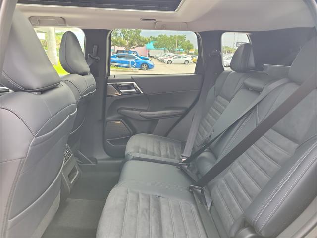 new 2025 Mitsubishi Outlander car, priced at $34,310