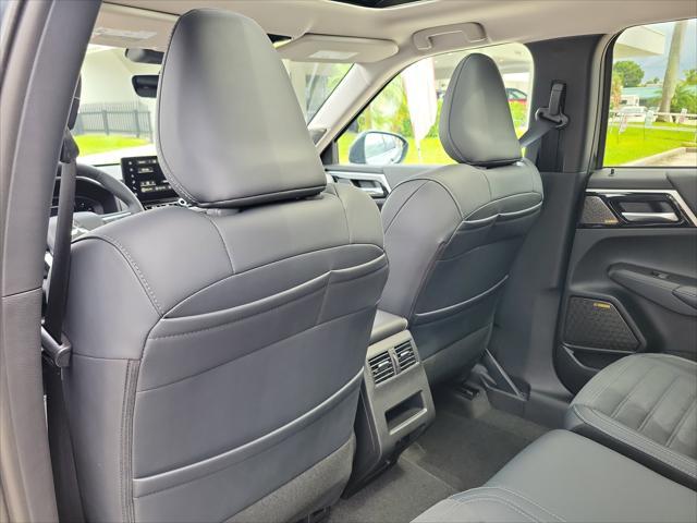 new 2025 Mitsubishi Outlander car, priced at $34,310