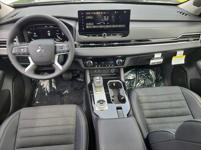 new 2025 Mitsubishi Outlander car, priced at $34,310