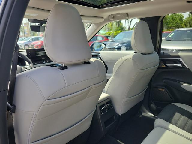 new 2025 Mitsubishi Outlander car, priced at $34,300