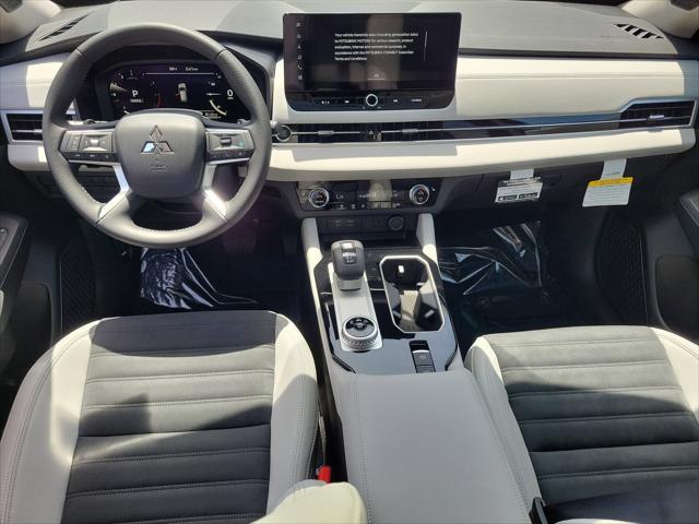 new 2025 Mitsubishi Outlander car, priced at $34,300