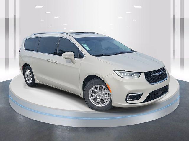 used 2021 Chrysler Pacifica car, priced at $23,522